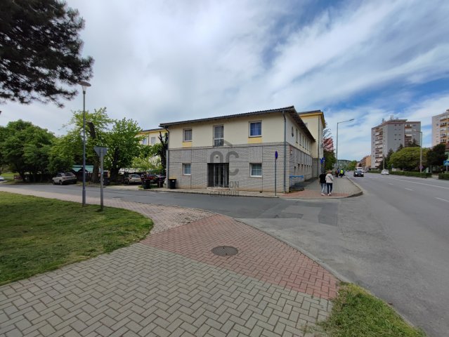 Eladó hotel, Komlón 100 M Ft / költözzbe.hu