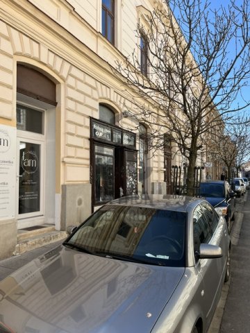 Eladó ipari ingatlan, Pécsett 26.9 M Ft / költözzbe.hu
