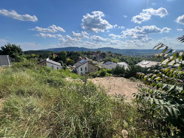 Eladó telek, Ürömön 125 M Ft / költözzbe.hu