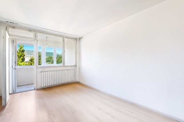 Eladó téglalakás, Budapesten, III. kerületben 59.9 M Ft