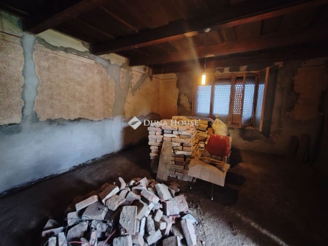Eladó családi ház, Magyarkeszin 6.6 M Ft, 3 szobás