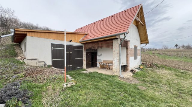 Eladó mezogazdasagi ingatlan, Alsónyéken 15 M Ft, 1 szobás