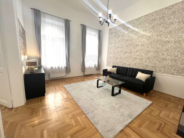 Eladó téglalakás, Budapesten, VI. kerületben 92.9 M Ft, 3 szobás