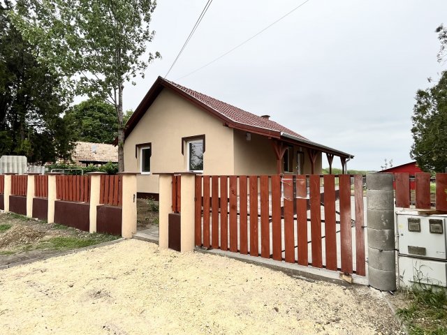 Eladó családi ház, Örkényen 45 M Ft, 4 szobás