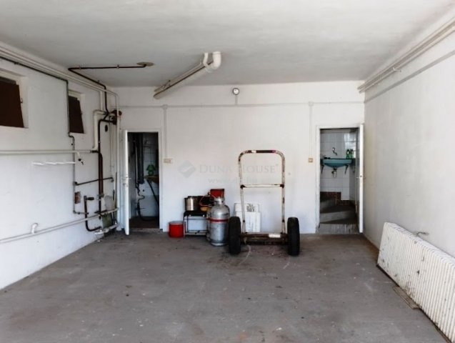 Eladó családi ház, Gödön 169 M Ft, 5 szobás