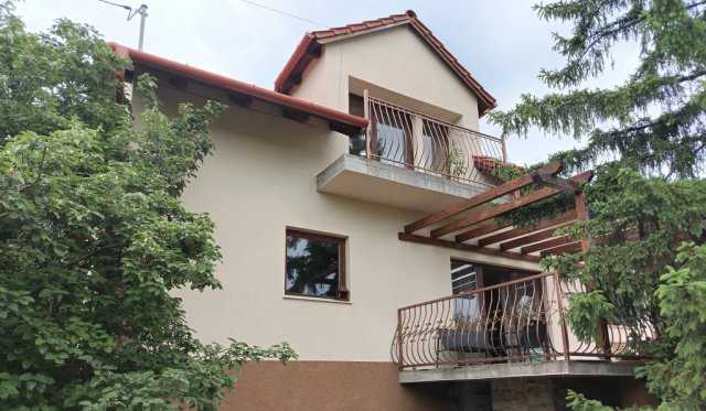 Eladó családi ház, Szentendrén 159 M Ft, 2+2 szobás