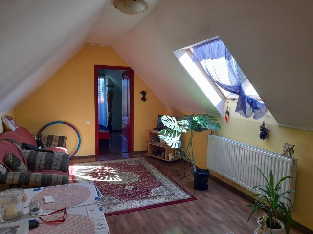 Eladó családi ház, Gödöllőn 77 M Ft, 2+3 szobás
