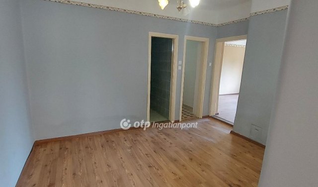 Eladó családi ház, Mezőtúron 18.999 M Ft, 1+2 szobás