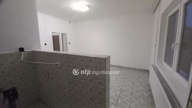 Eladó családi ház, Boldogon 59.9 M Ft, 5+1 szobás