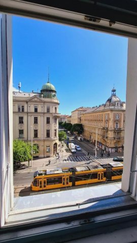 Eladó téglalakás, Budapesten, VI. kerületben 189.9 M Ft