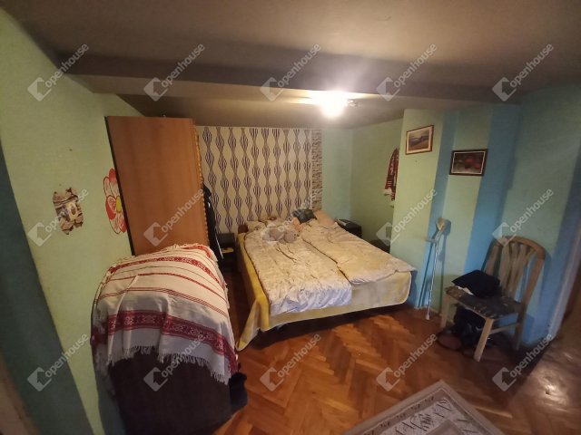 Eladó családi ház, Aparhanton 18 M Ft, 3 szobás