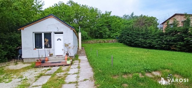 Eladó családi ház, Mogyoródon 35.9 M Ft, 2 szobás