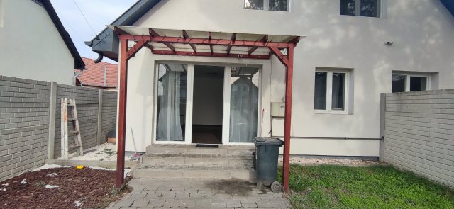 Eladó iroda, Szigethalmon 39.9 M Ft, 2 szobás