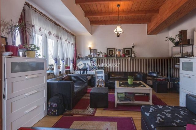 Eladó családi ház, Budapesten, XV. kerületben 198 M Ft, 8 szobás