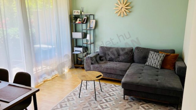 Kiadó téglalakás, albérlet, Budapesten, III. kerületben