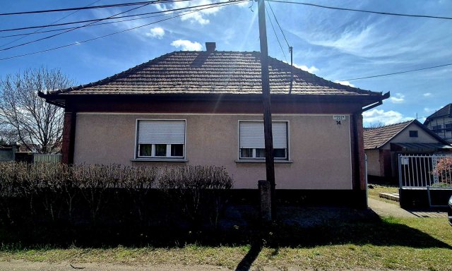 Eladó családi ház, Albertirsán 54.9 M Ft, 2 szobás