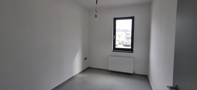 Kiadó téglalakás, albérlet, Taksonyon 250 E Ft / hó, 3 szobás