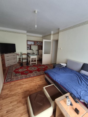 Eladó téglalakás, Esztergomban 27.9 M Ft, 1+1 szobás