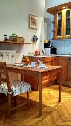 Kiadó téglalakás, albérlet, Budapesten, VI. kerületben