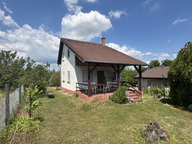 Eladó családi ház, Taksonyon 52.9 M Ft, 4 szobás