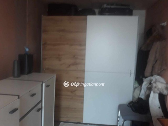 Eladó családi ház, Debrecenben 25 M Ft, 3 szobás