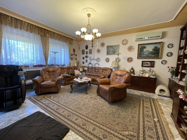 Eladó családi ház, Ráckevén 143 M Ft, 5 szobás
