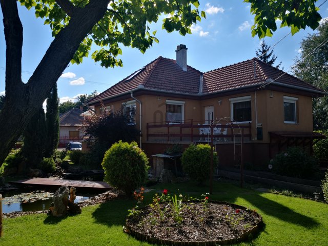 Eladó családi ház, Üllőn 125 M Ft, 4 szobás