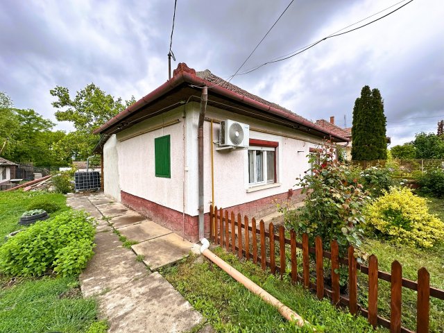 Eladó családi ház, Kaszaperen 9.9 M Ft, 2 szobás