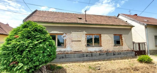 Eladó családi ház, Vépen 17.9 M Ft, 3 szobás