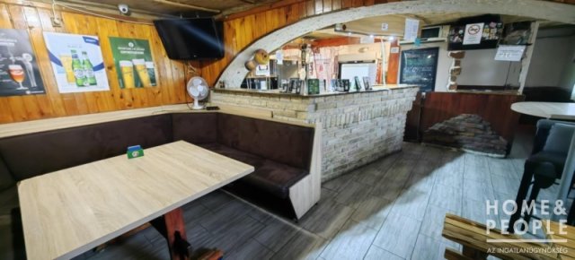 Kiadó üzlethelyiség, Szegeden 300 E Ft / hó