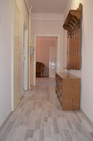 Kiadó téglalakás, albérlet, Szolnokon 125 E Ft / hó, 2 szobás