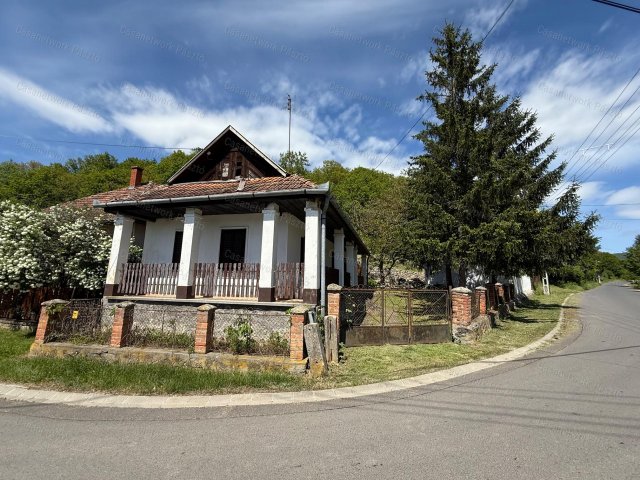 Eladó családi ház, Felsőtoldon 28 M Ft, 2 szobás