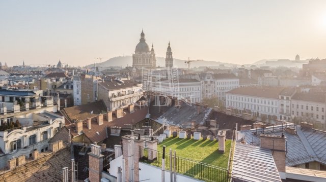 Eladó téglalakás, Budapesten, VI. kerületben 406.44 M Ft