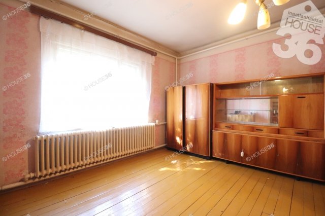 Eladó családi ház, Kecskeméten 29.9 M Ft, 3 szobás