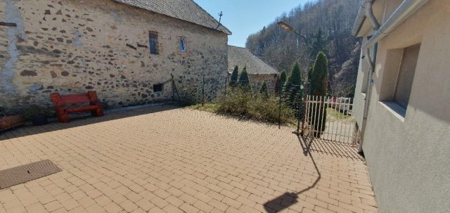 Eladó családi ház, Úrkúton 36.9 M Ft, 2+1 szobás