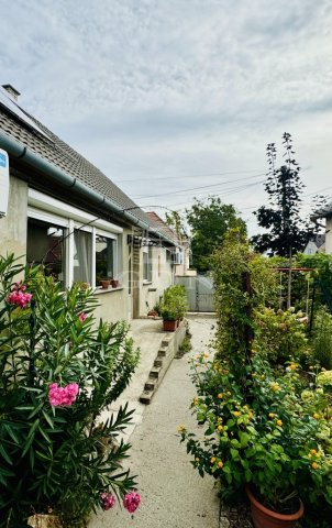 Eladó családi ház, Mohácson 47 M Ft, 4 szobás