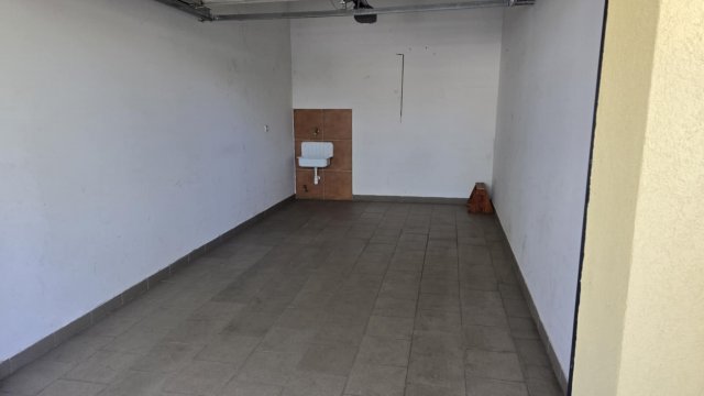 Kiadó családi ház, albérlet, Debrecenben 500 E Ft / hó