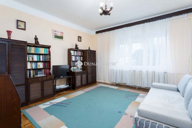 Eladó családi ház, Rábatamásin 62.99 M Ft, 3 szobás