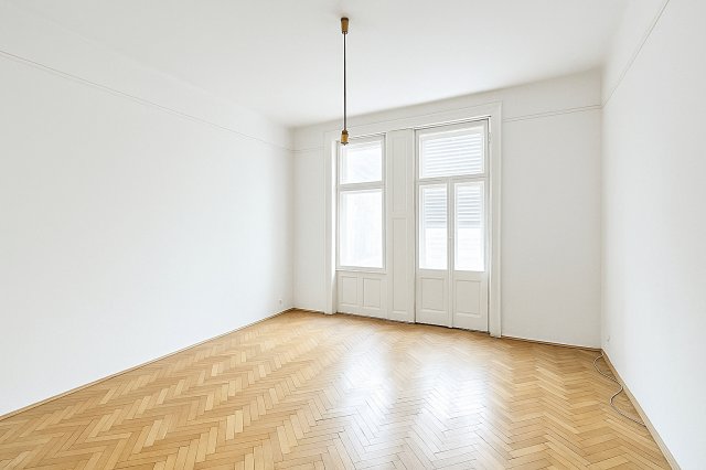 Eladó téglalakás, Budapesten, VIII. kerületben 67.5 M Ft