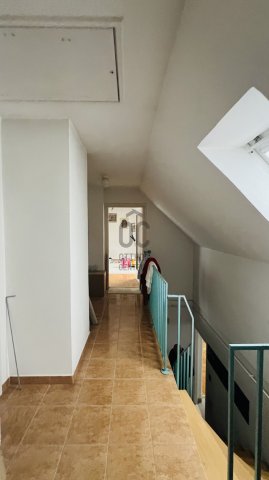 Eladó téglalakás, Budaörsön 118 M Ft, 5 szobás