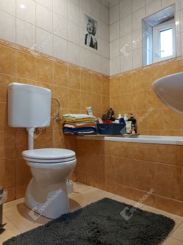 Eladó családi ház, Abdaon 56 M Ft, 4 szobás