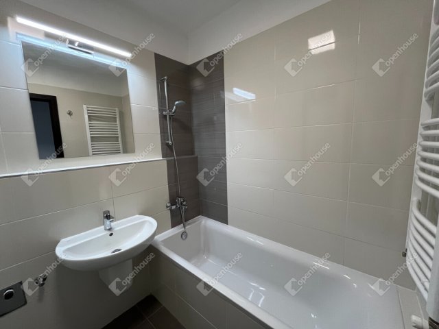 Kiadó téglalakás, albérlet, Debrecenben 300 E Ft / hó, 2 szobás