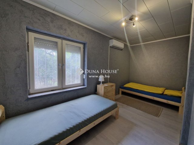 Eladó nyaraló, Harkányban 35 M Ft, 2 szobás