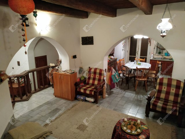 Eladó családi ház, Kaposváron 44.9 M Ft, 5 szobás