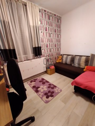 Eladó családi ház, Délegyházán 146 M Ft, 7 szobás