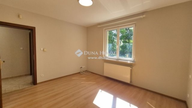 Eladó családi ház, Kecskeméten 106 M Ft, 5 szobás
