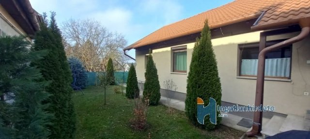 Eladó családi ház, Isaszegen 66.5 M Ft, 2+2 szobás