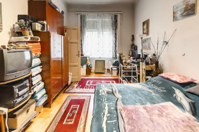 Eladó téglalakás, Budapesten, VIII. kerületben 64.9 M Ft