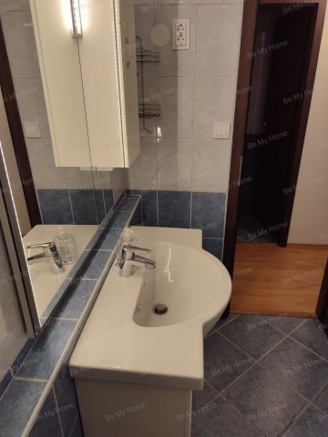 Kiadó panellakás, albérlet, Budapesten, II. kerületben, 3 szobás