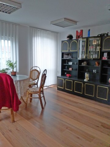 Kiadó téglalakás, albérlet, Egerben 120 E Ft / hó, 2 szobás